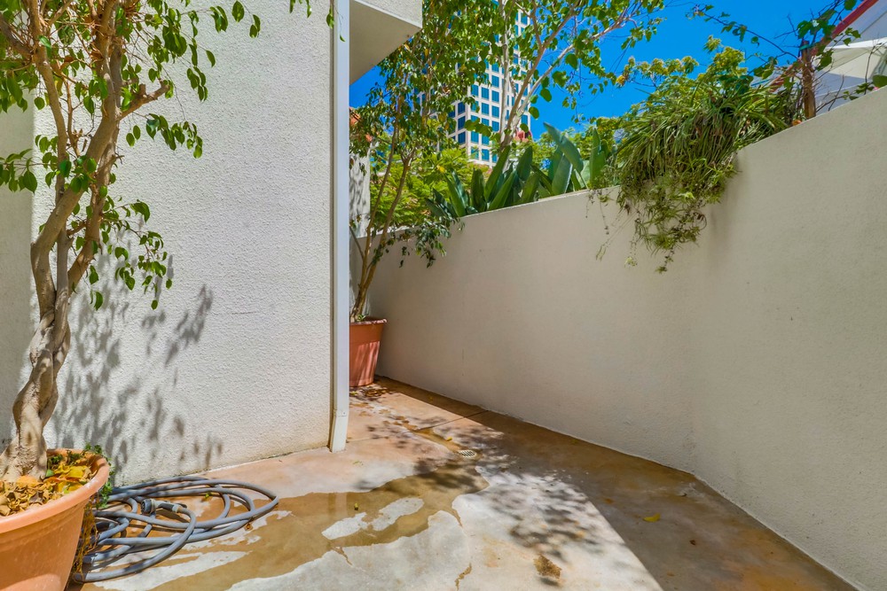 Virtual tour photo 42 of 41 for 701 Kettner Blvd UNIT 119