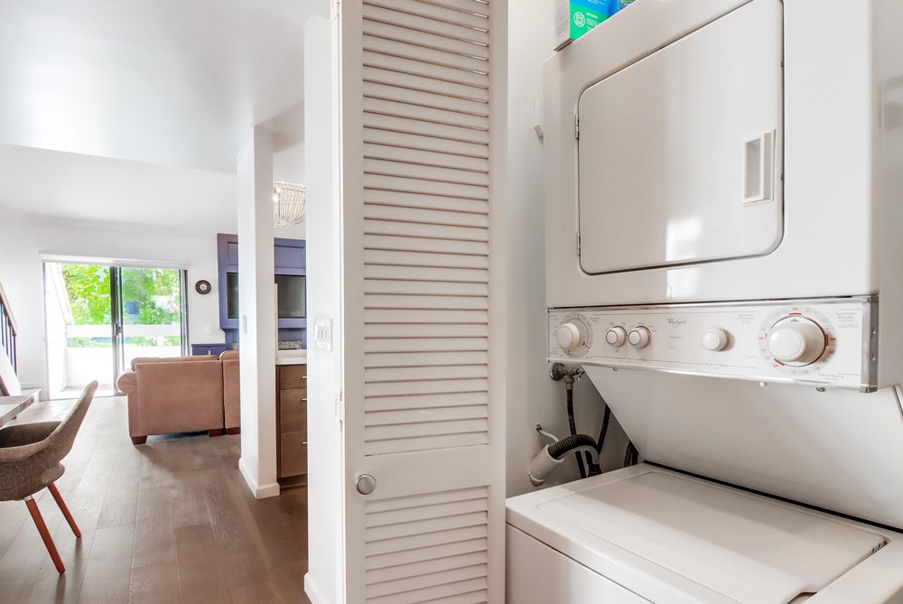 Virtual tour photo 44 of 53 for 701 Kettner Blvd UNIT 12