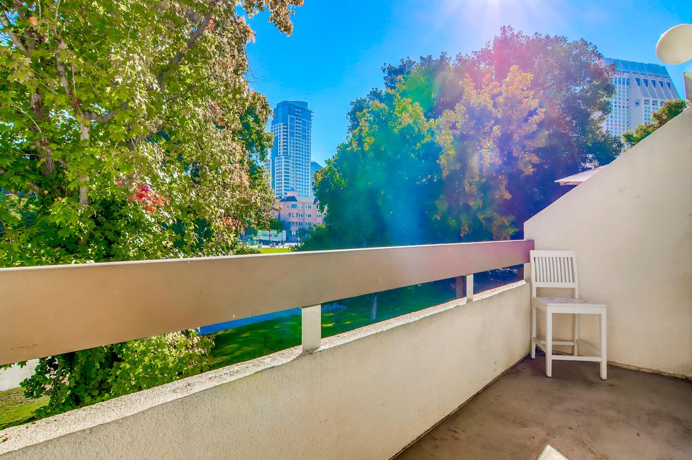 Virtual tour photo 45 of 53 for 701 Kettner Blvd UNIT 12