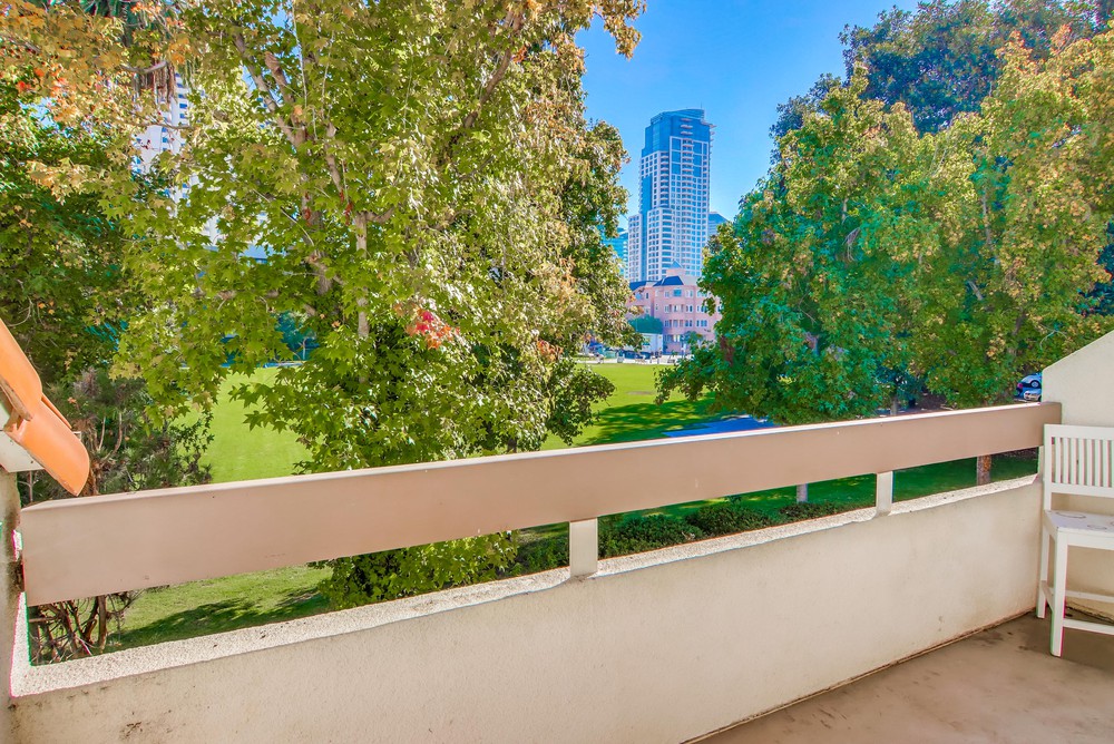 Virtual tour photo 46 of 53 for 701 Kettner Blvd UNIT 12