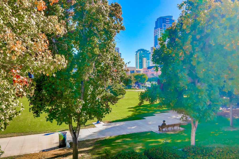 Virtual tour photo 50 of 53 for 701 Kettner Blvd UNIT 12