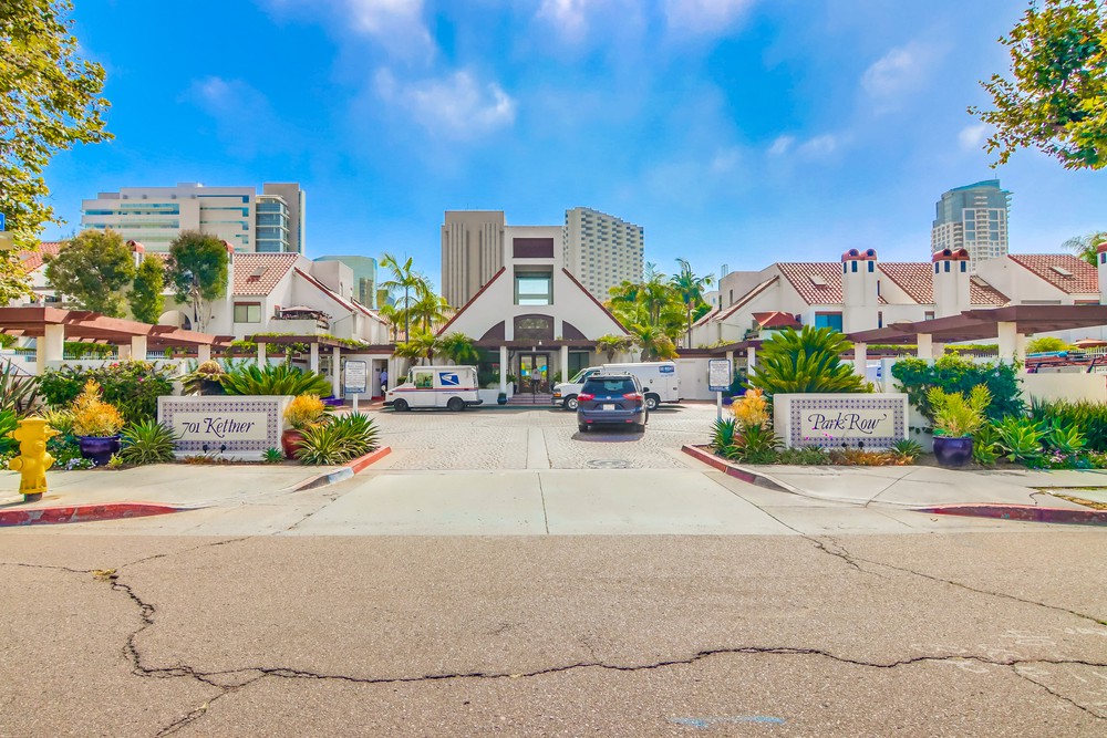Virtual tour photo 1 of 53 for 701 Kettner Blvd UNIT 128