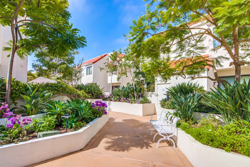 Virtual tour photo 5 of 53 for 701 Kettner Blvd UNIT 128