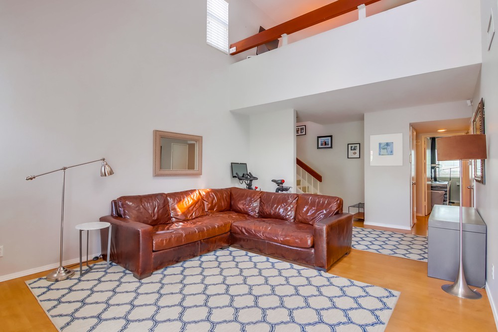 Virtual tour photo 18 of 53 for 701 Kettner Blvd UNIT 128