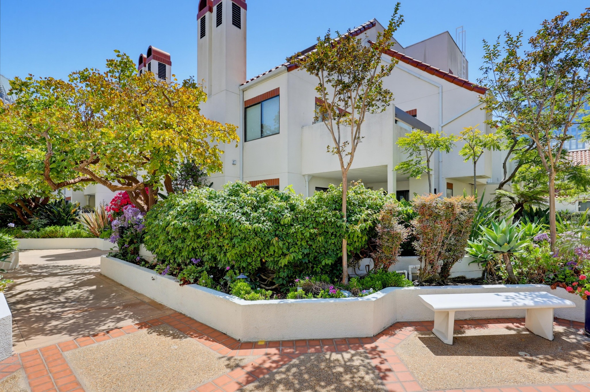 Virtual tour photo 1 of 40 for 701 Kettner Blvd Unit 151