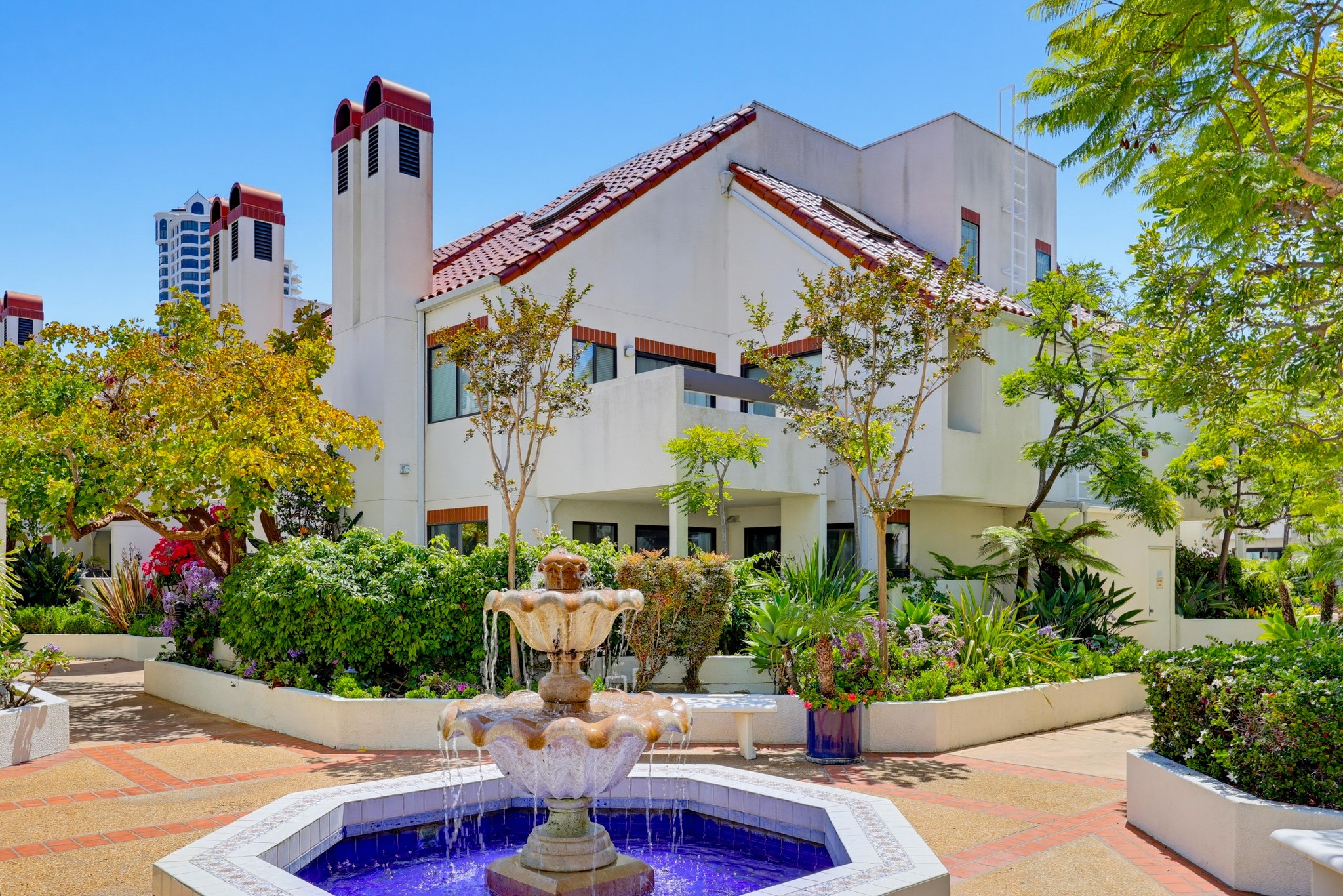 Virtual tour photo 4 of 40 for 701 Kettner Blvd Unit 151