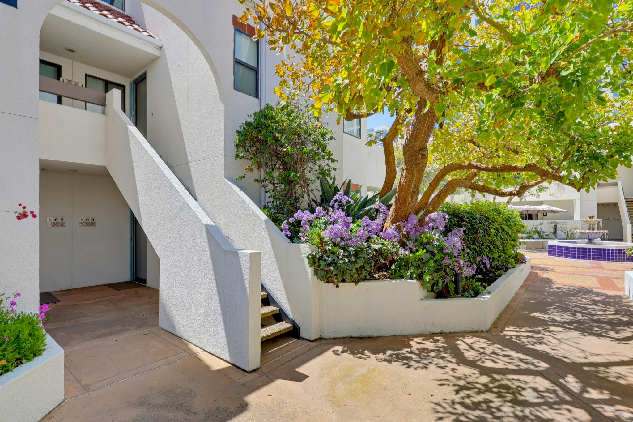 Virtual tour photo 5 of 40 for 701 Kettner Blvd Unit 151