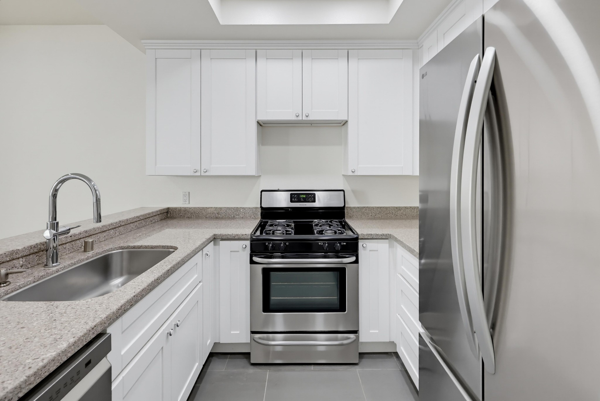 Virtual tour photo 17 of 40 for 701 Kettner Blvd Unit 151