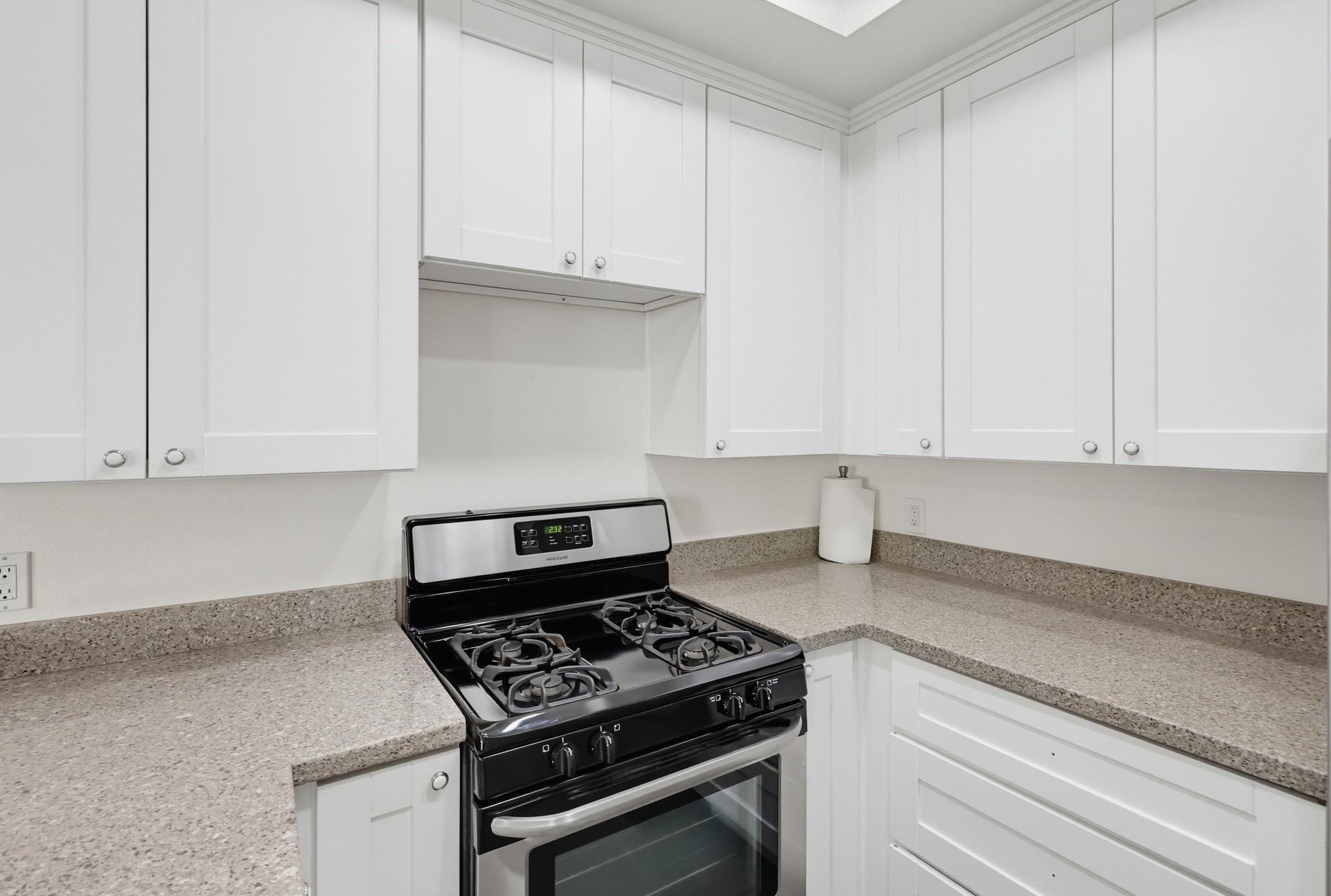 Virtual tour photo 19 of 40 for 701 Kettner Blvd Unit 151