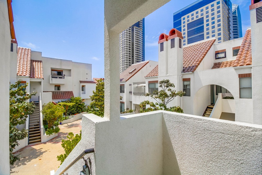 Virtual tour photo 12 of 70 for 701 Kettner Blvd UNIT 172