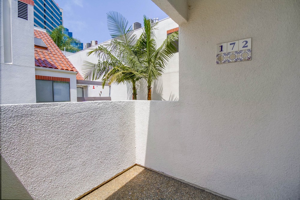 Virtual tour photo 15 of 70 for 701 Kettner Blvd UNIT 172