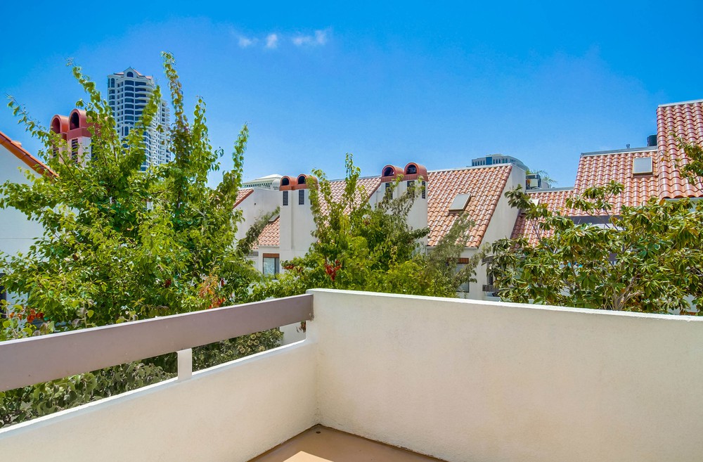 Virtual tour photo 34 of 70 for 701 Kettner Blvd UNIT 172