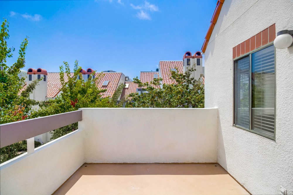 Virtual tour photo 35 of 70 for 701 Kettner Blvd UNIT 172