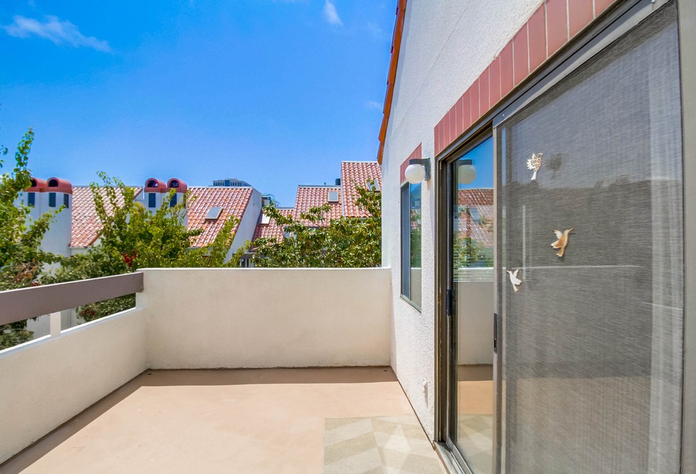 Virtual tour photo 38 of 70 for 701 Kettner Blvd UNIT 172