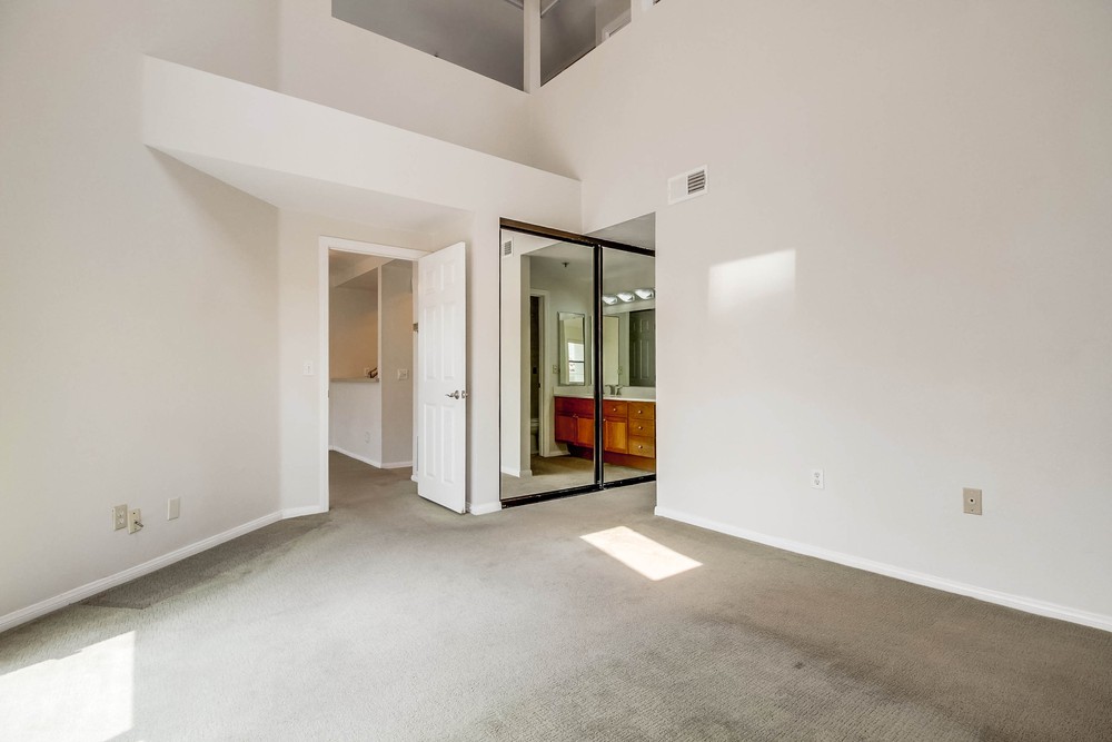 Virtual tour photo 52 of 70 for 701 Kettner Blvd UNIT 172