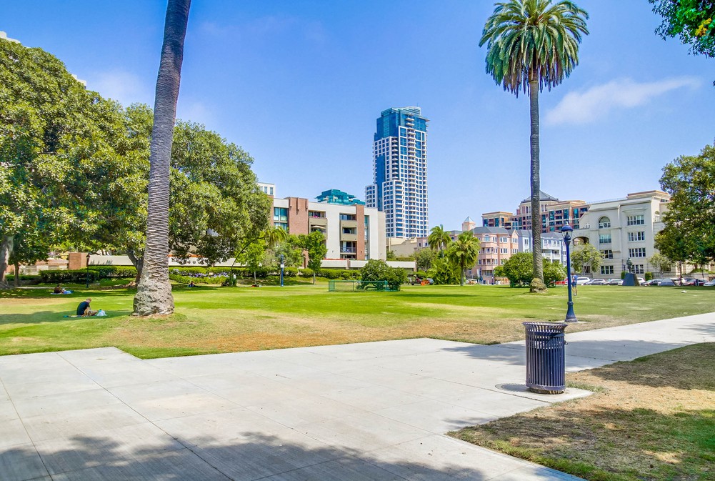 Virtual tour photo 63 of 70 for 701 Kettner Blvd UNIT 172