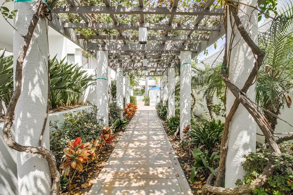 Virtual tour photo 67 of 70 for 701 Kettner Blvd UNIT 172