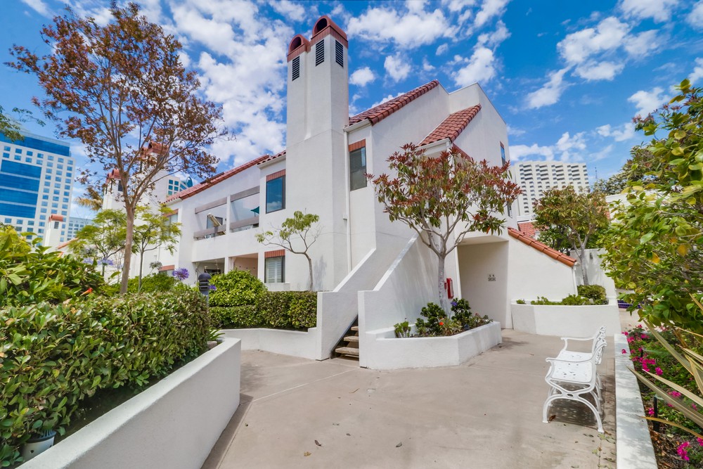 Virtual tour photo 6 of 37 for 701 Kettner Blvd UNIT 36