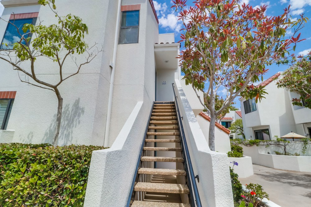 Virtual tour photo 7 of 37 for 701 Kettner Blvd UNIT 36