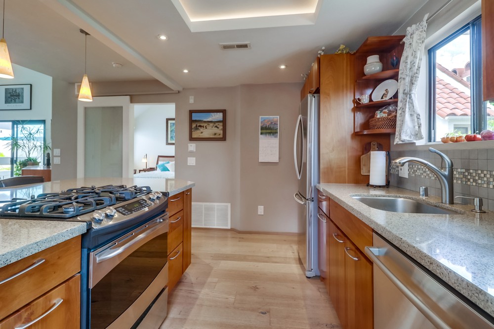 Virtual tour photo 20 of 37 for 701 Kettner Blvd UNIT 36