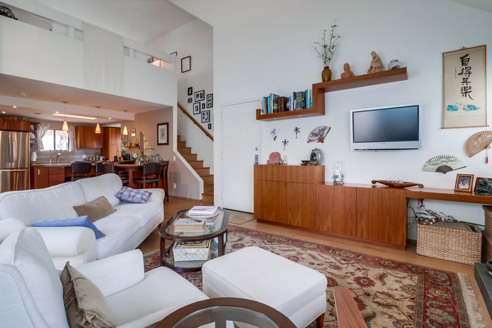 Virtual tour photo 28 of 37 for 701 Kettner Blvd UNIT 36
