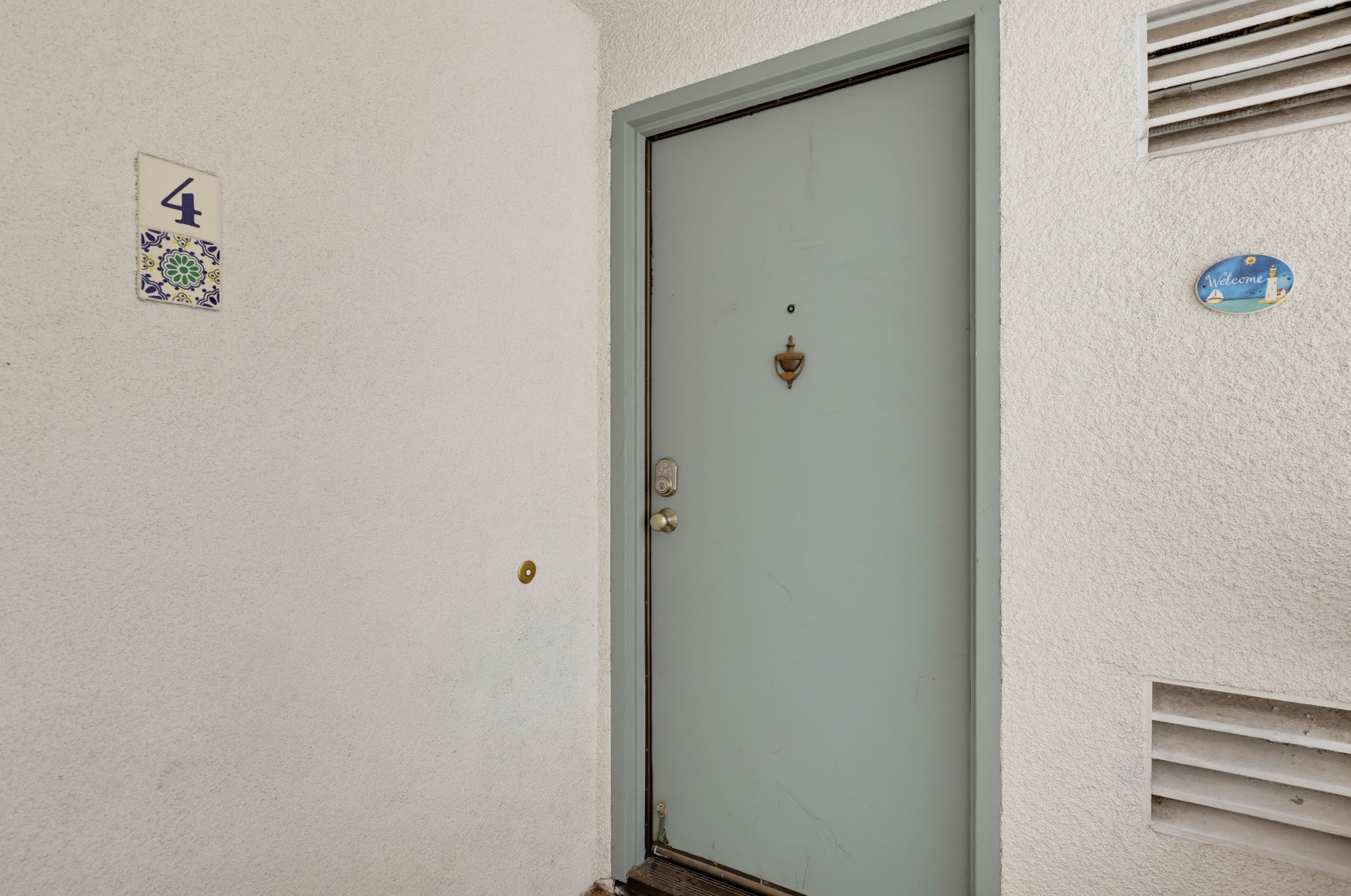 Virtual tour photo 6 of 61 for 701 Kettner Blvd Unit 4