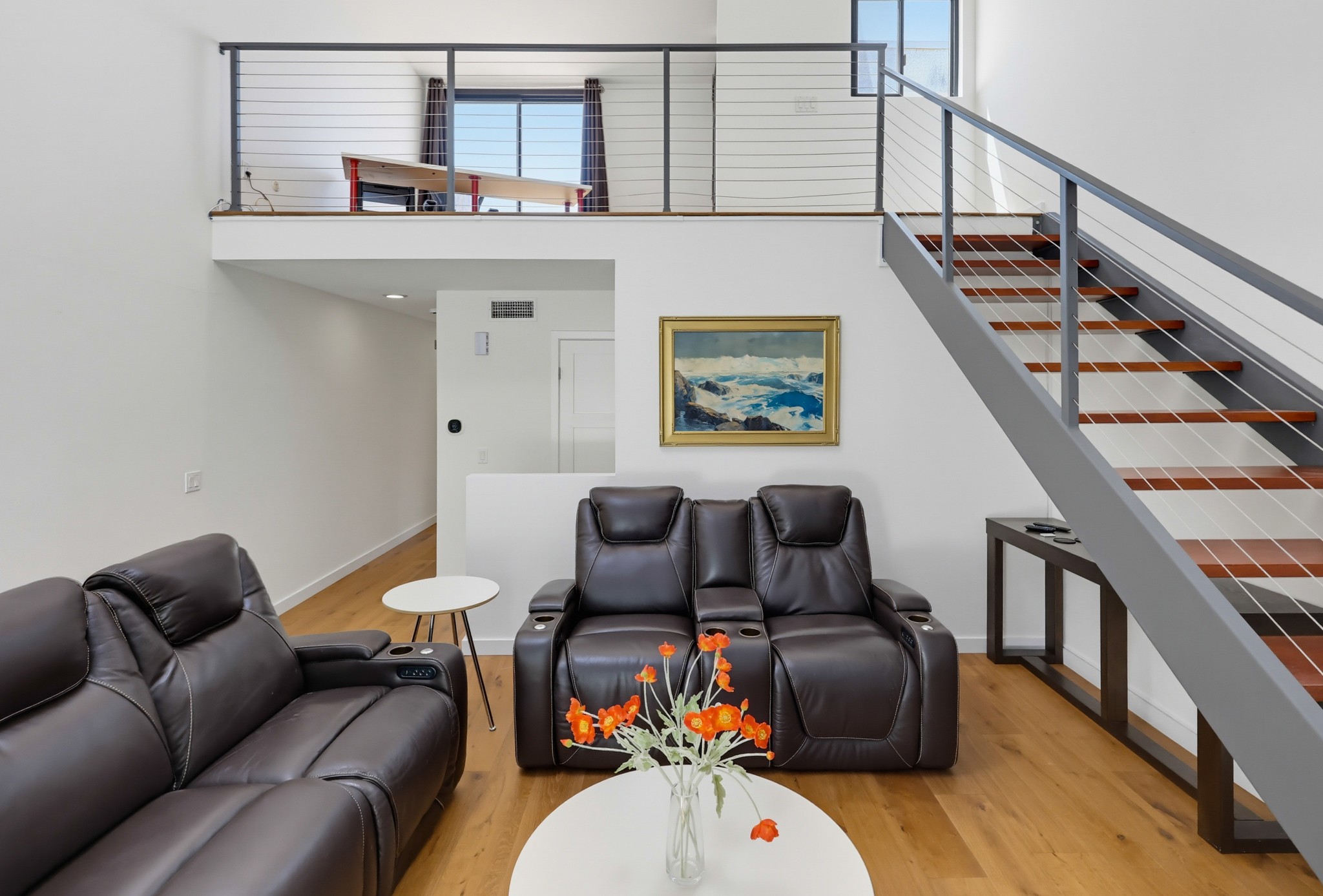 Virtual tour photo 13 of 61 for 701 Kettner Blvd Unit 4