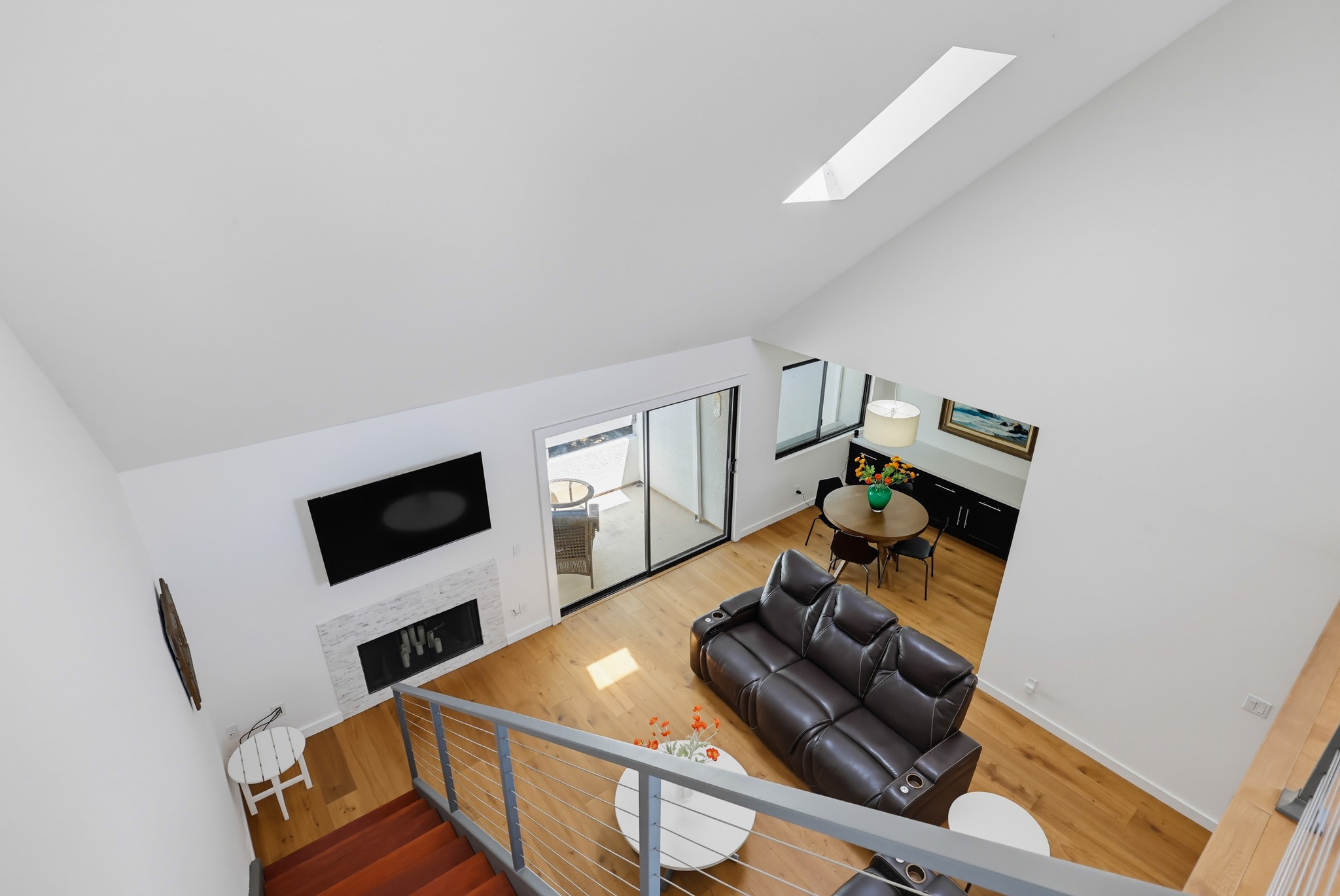 Virtual tour photo 35 of 61 for 701 Kettner Blvd Unit 4