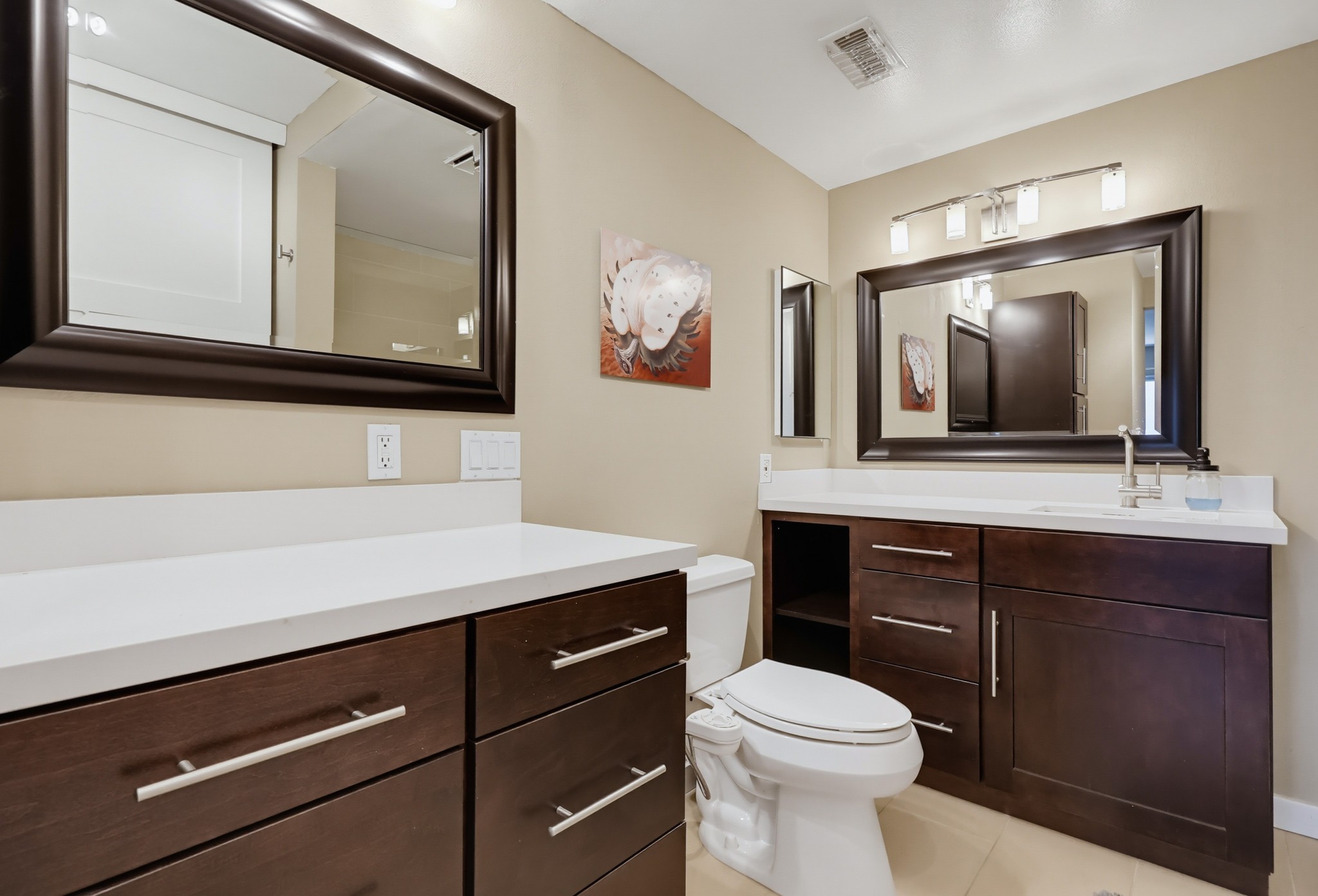 Virtual tour photo 52 of 61 for 701 Kettner Blvd Unit 4