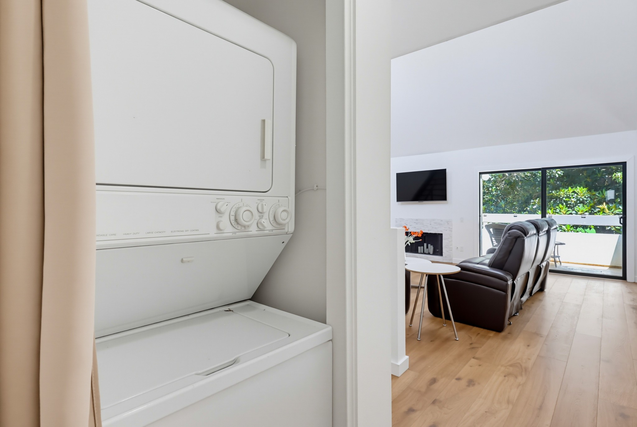 Virtual tour photo 60 of 61 for 701 Kettner Blvd Unit 4