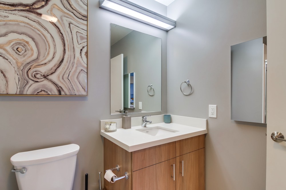 Virtual tour photo 24 of 27 for 701 W Beech St