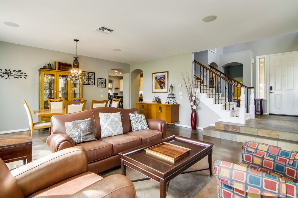 Virtual tour photo 15 of 77 for 7015 Cantaberra Ct