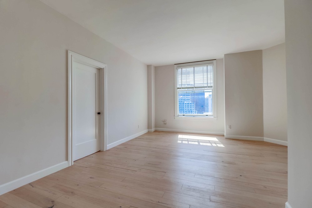 Virtual tour photo 16 of 21 for 702 Ash St