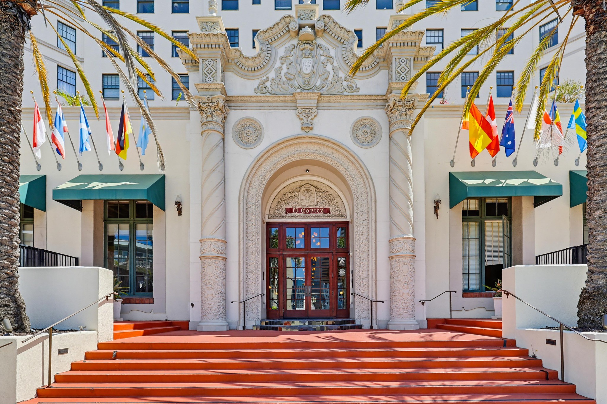 Virtual tour photo 5 of 85 for 702 Ash St