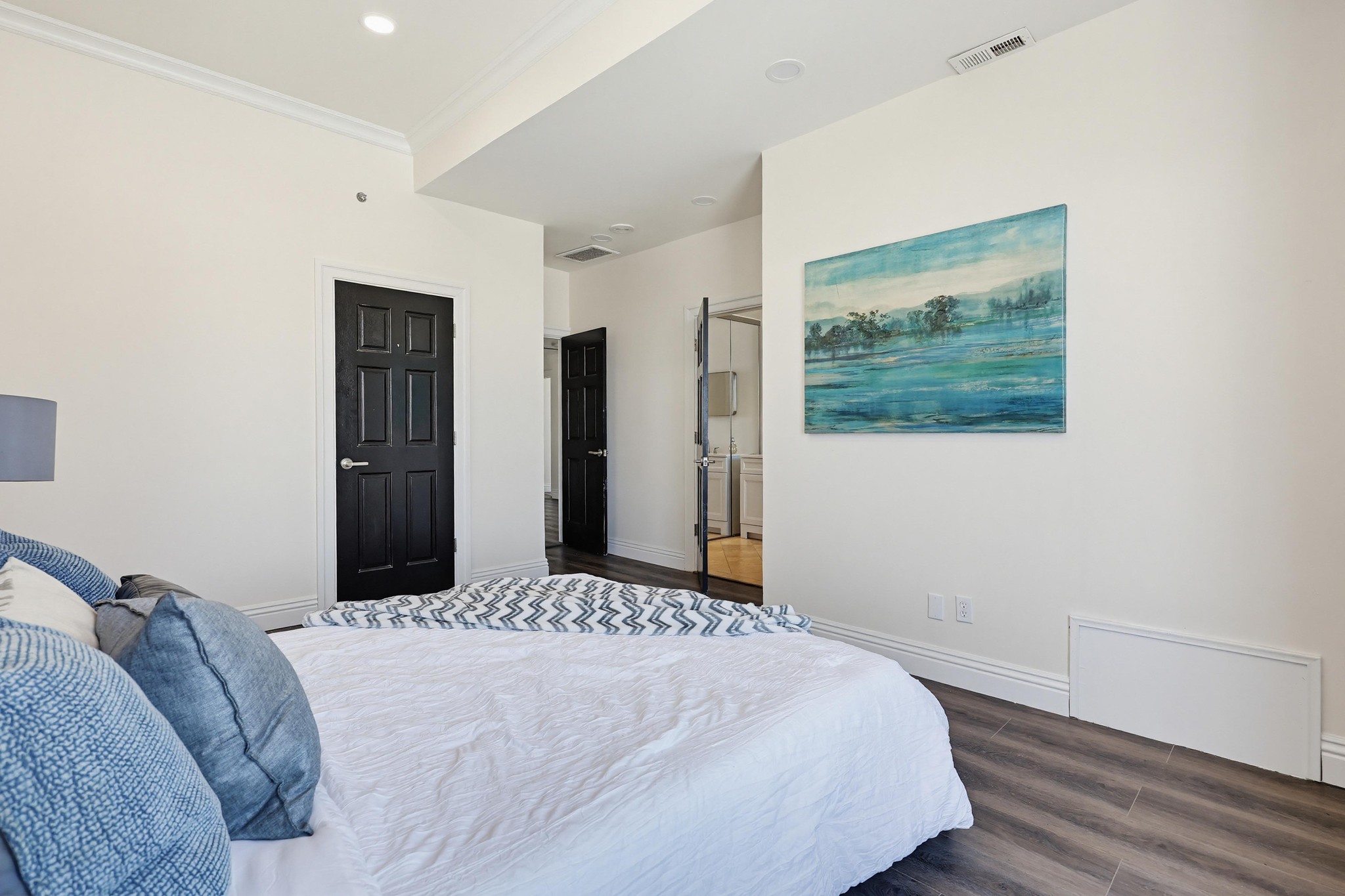 Virtual tour photo 63 of 85 for 702 Ash St
