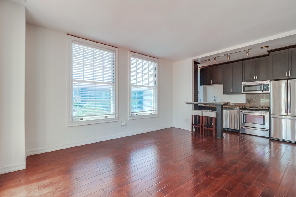 Virtual tour photo 14 of 29 for 702 Ash St UNIT 202