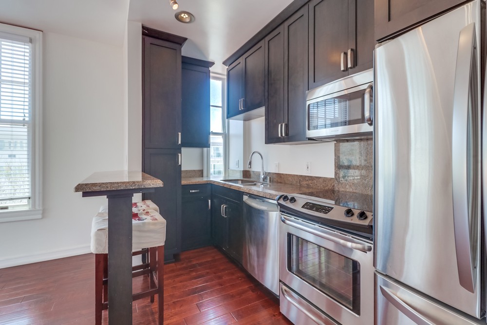 Virtual tour photo 18 of 29 for 702 Ash St UNIT 202