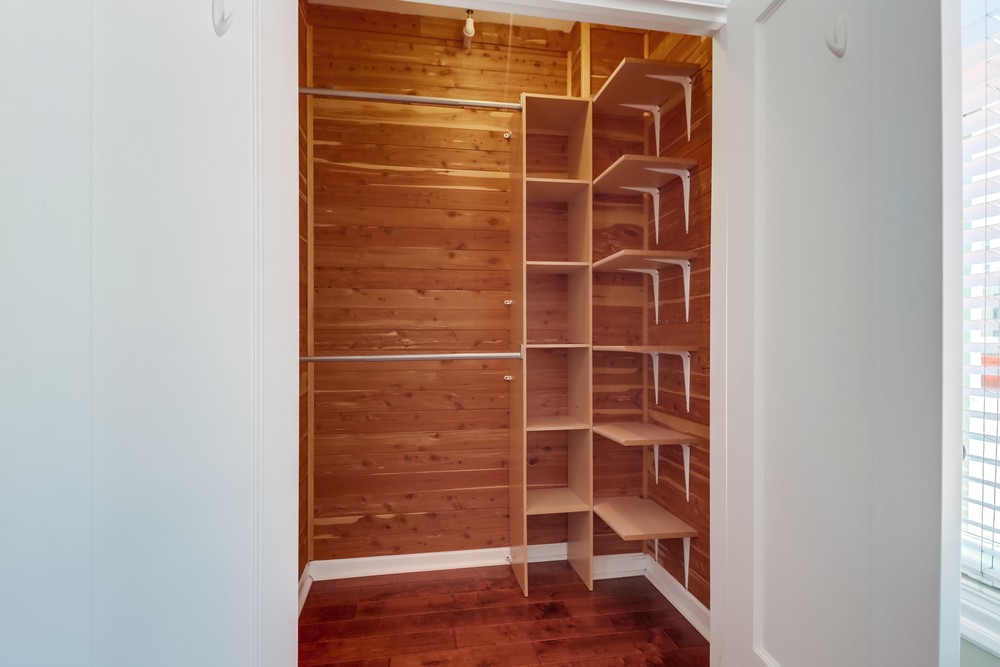 Virtual tour photo 24 of 29 for 702 Ash St UNIT 202
