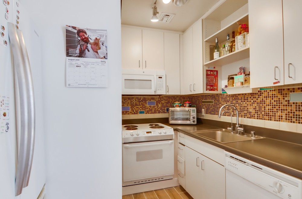 Virtual tour photo 16 of 23 for 702 Ash St UNIT 501