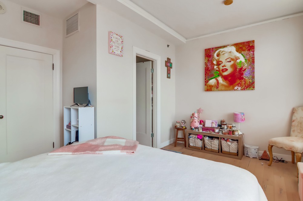 Virtual tour photo 23 of 23 for 702 Ash St UNIT 501