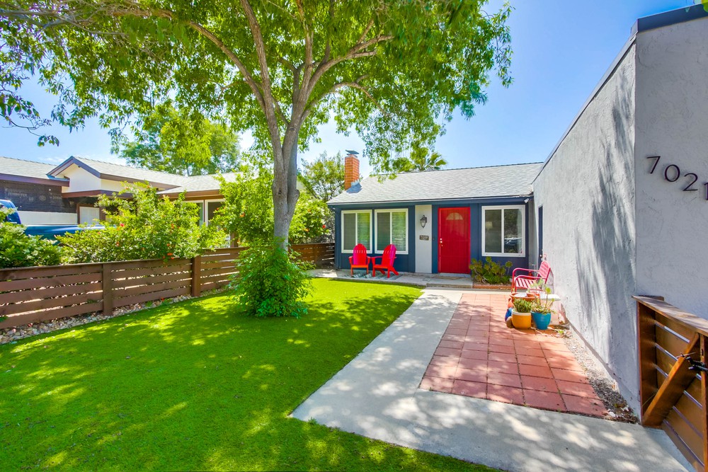 Virtual tour photo 4 of 40 for 7021 Barker Way