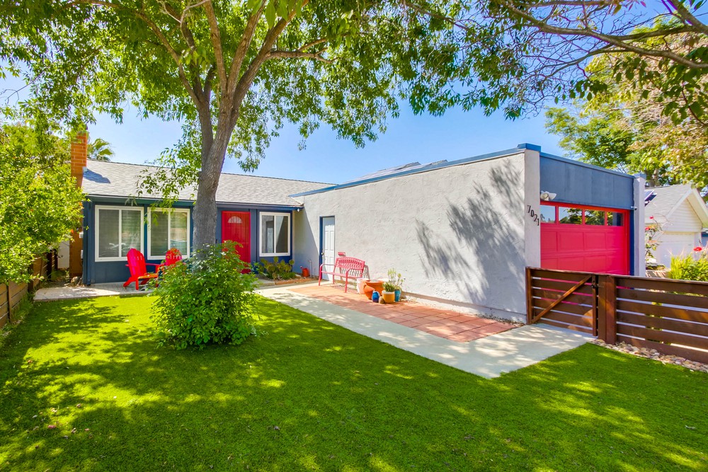 Virtual tour photo 6 of 40 for 7021 Barker Way