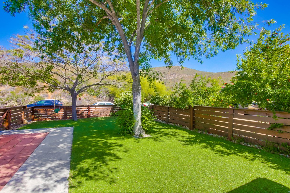 Virtual tour photo 9 of 40 for 7021 Barker Way