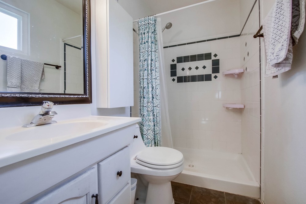 Virtual tour photo 27 of 40 for 7021 Barker Way