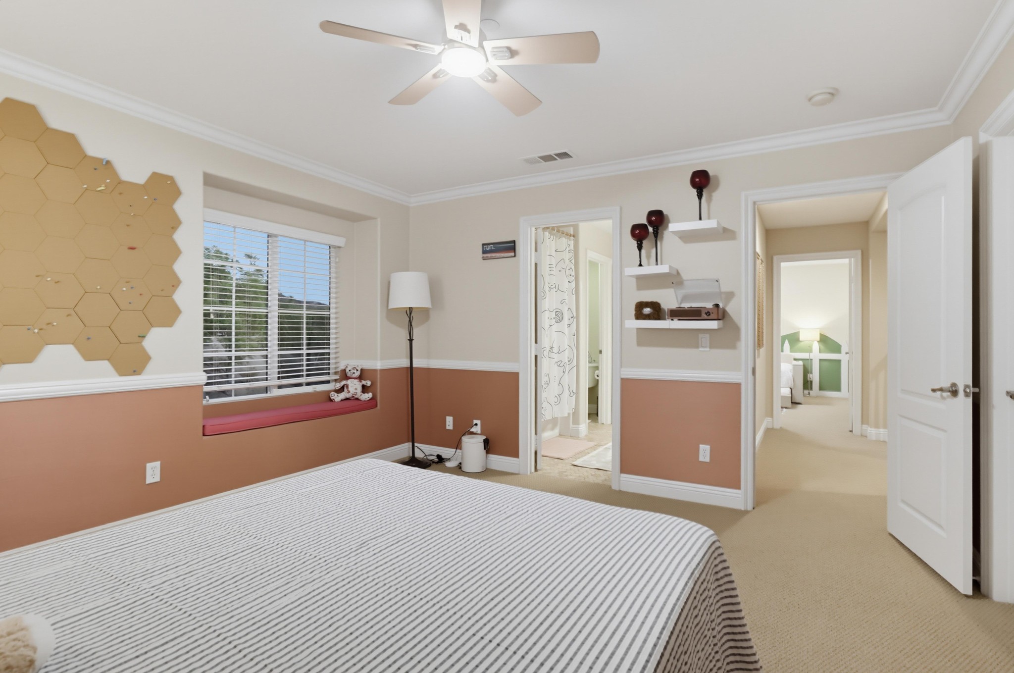 Virtual tour photo 82 of 135 for 7024 Mariposa St