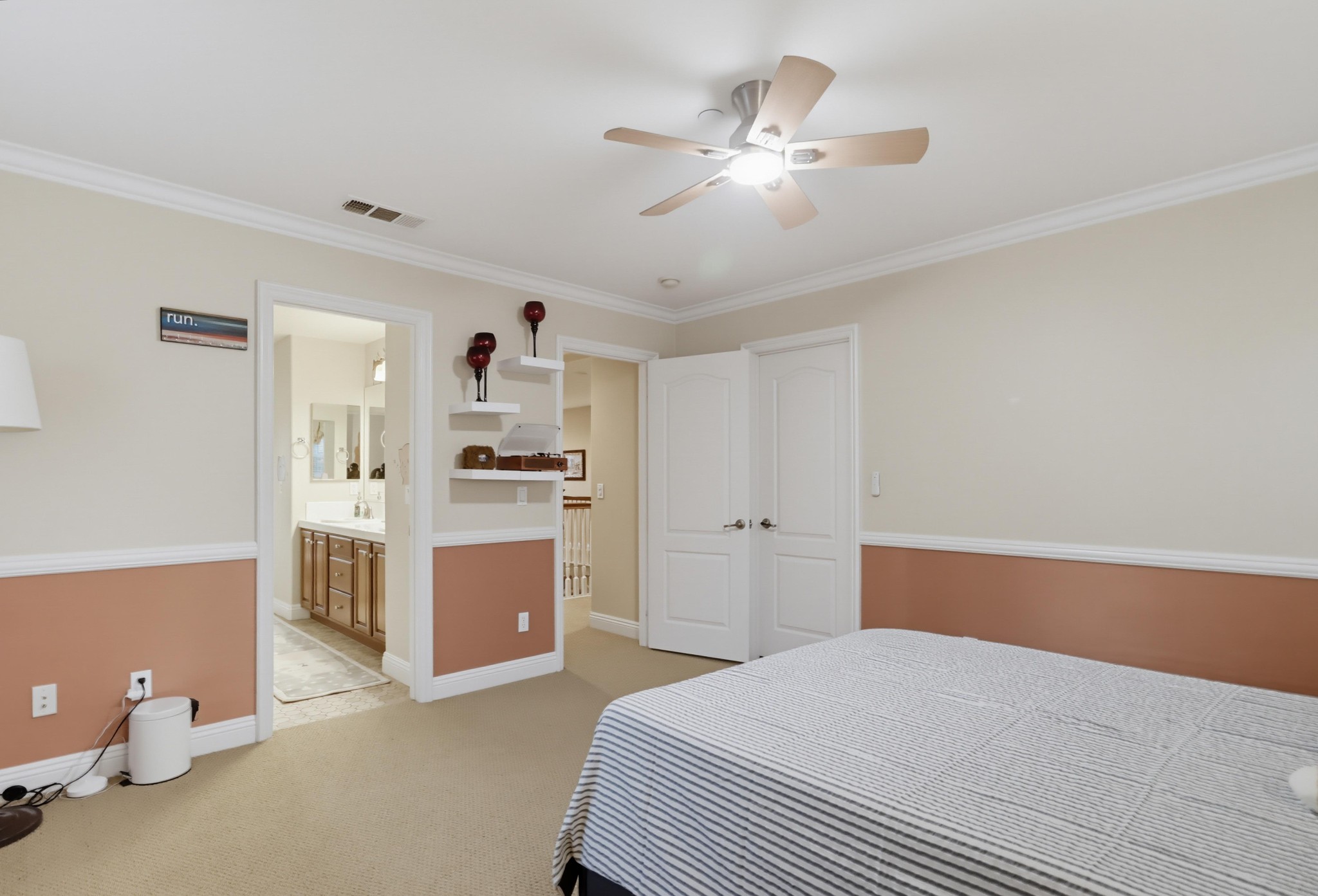 Virtual tour photo 83 of 135 for 7024 Mariposa St
