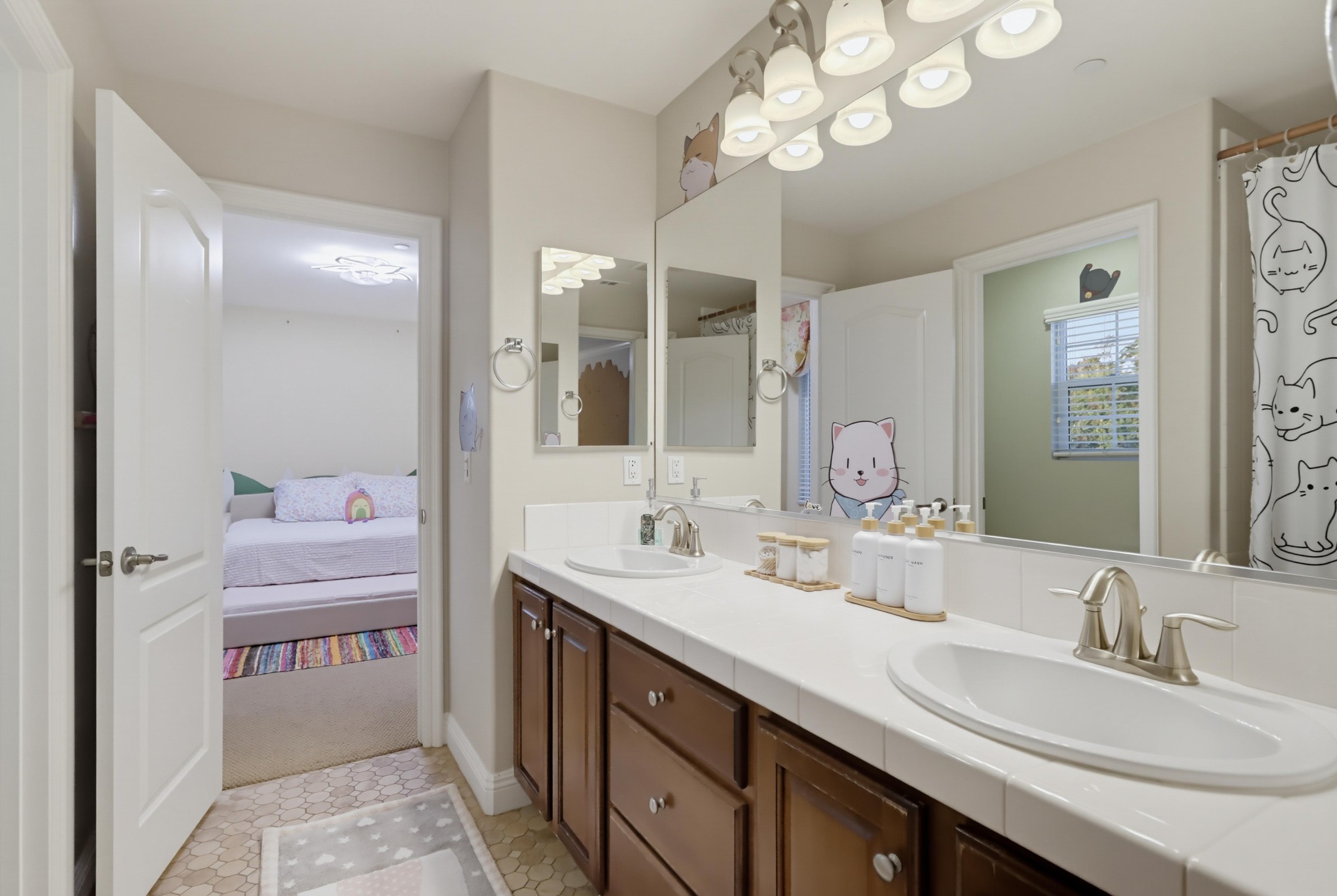 Virtual tour photo 85 of 135 for 7024 Mariposa St