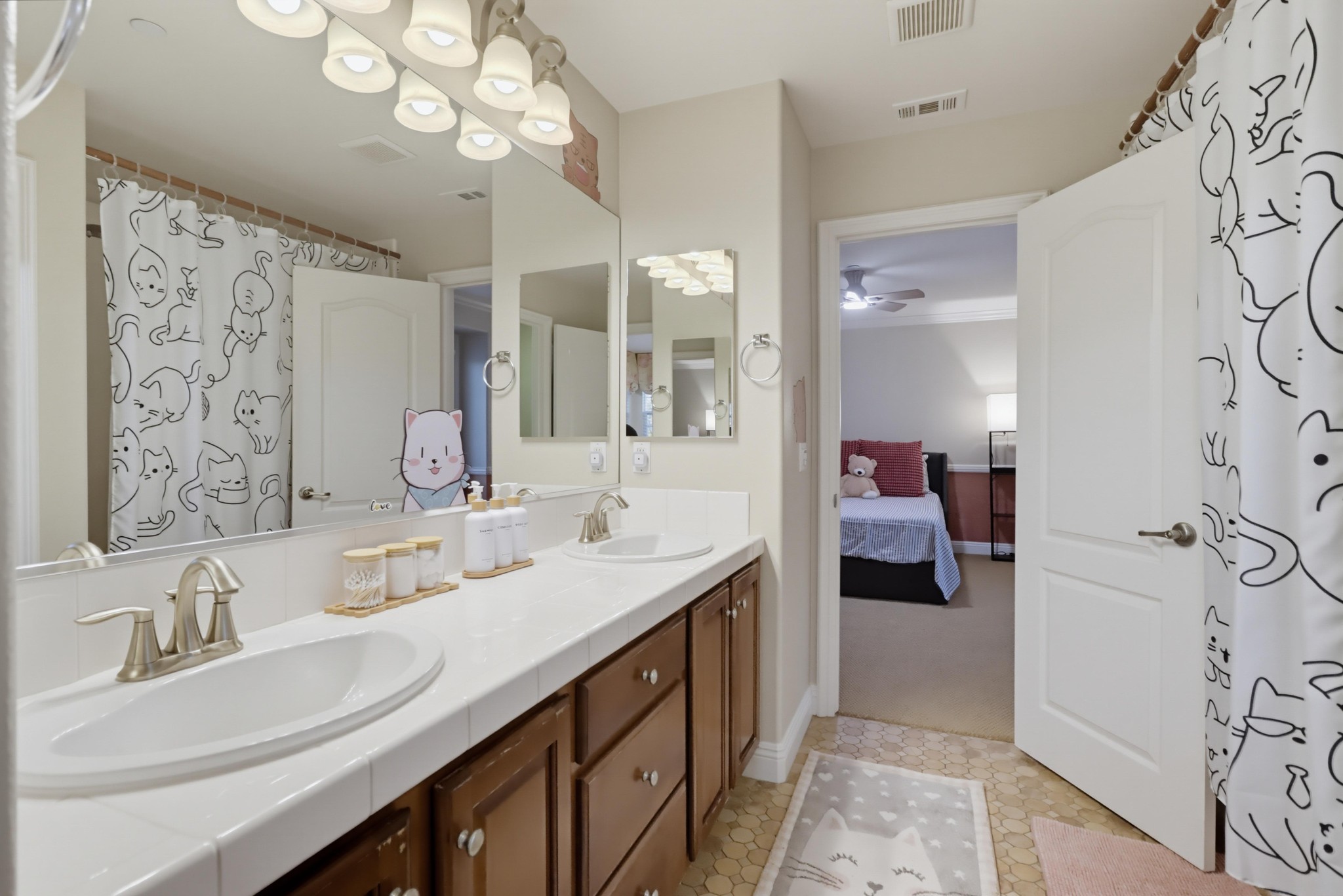 Virtual tour photo 89 of 135 for 7024 Mariposa St