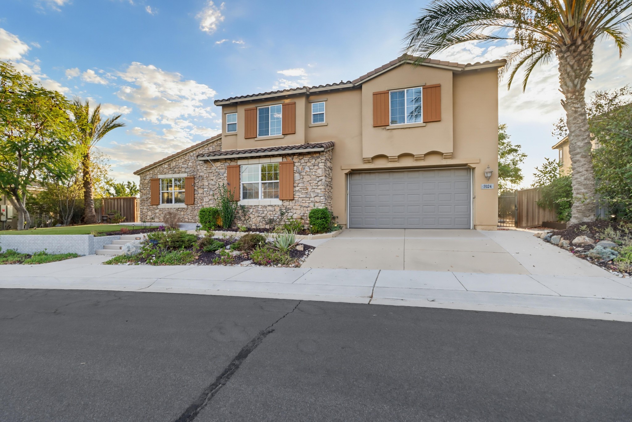 Virtual tour photo 94 of 135 for 7024 Mariposa St