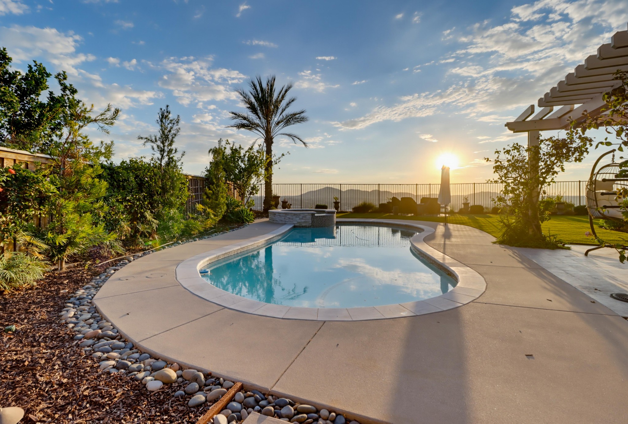Virtual tour photo 102 of 135 for 7024 Mariposa St